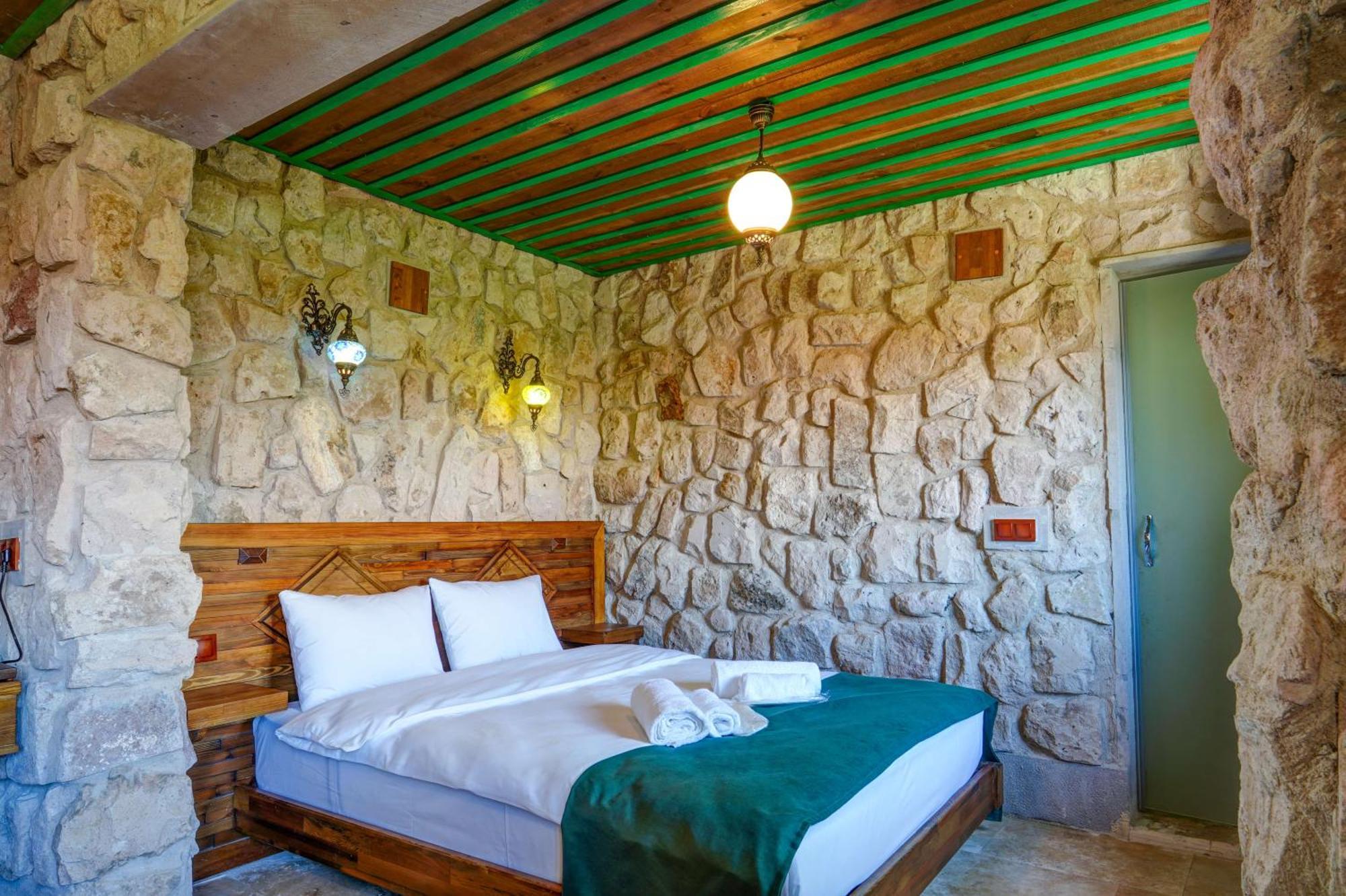 Nissa Cave Hotel Göreme Exterior photo